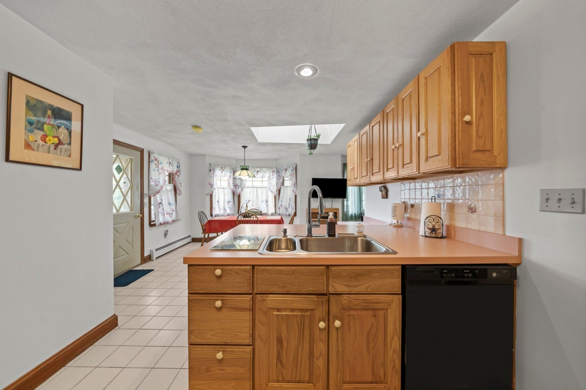 52 Wyman St, Woburn, MA Photo #7