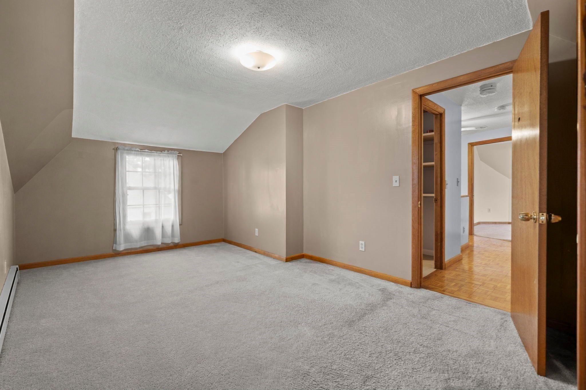 52 Wyman St, Woburn, MA Photo #33