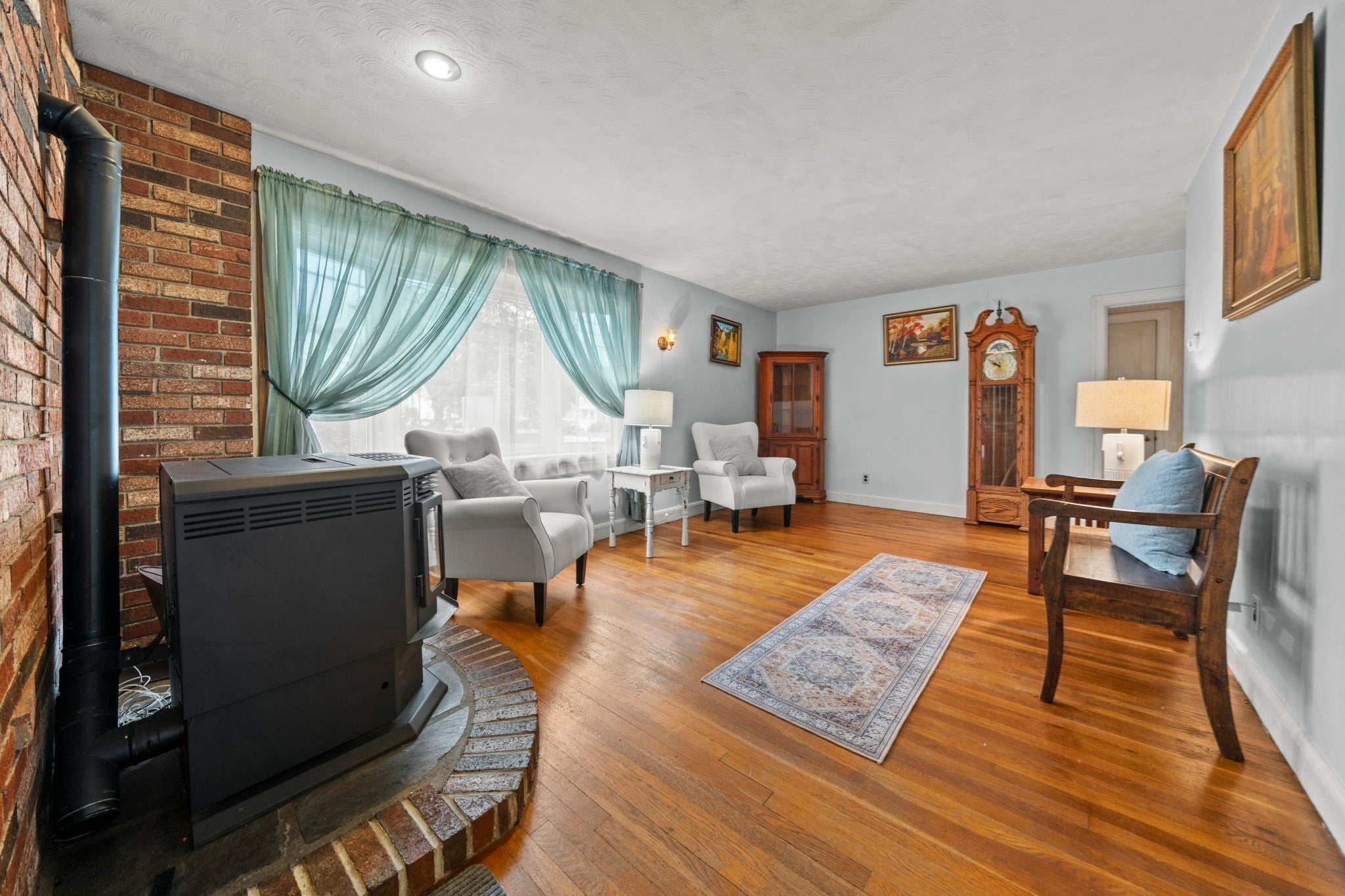 52 Wyman St, Woburn, MA Photo #20