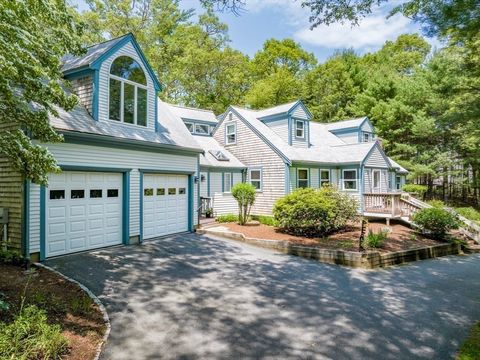 239 Whistleberry Dr Barnstable MA 02648