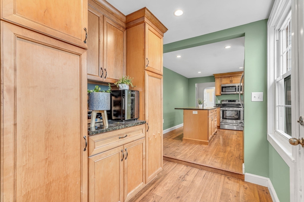 361 Elm St