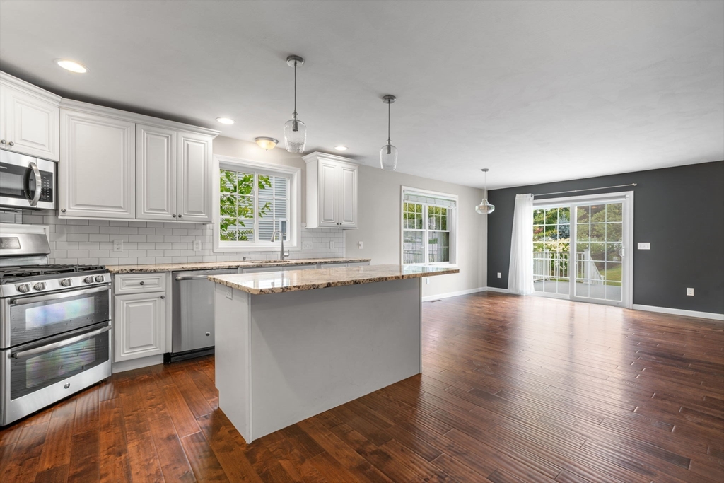 498 Hilldale Ave 498