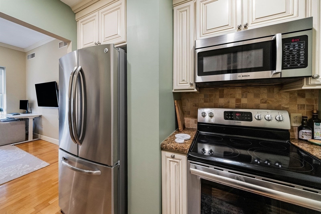 100 Fulton Street 3C