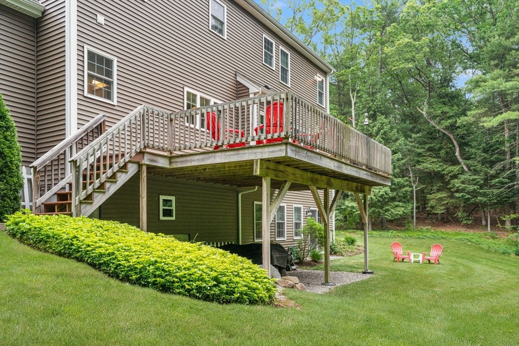 12 Cranberry Ln