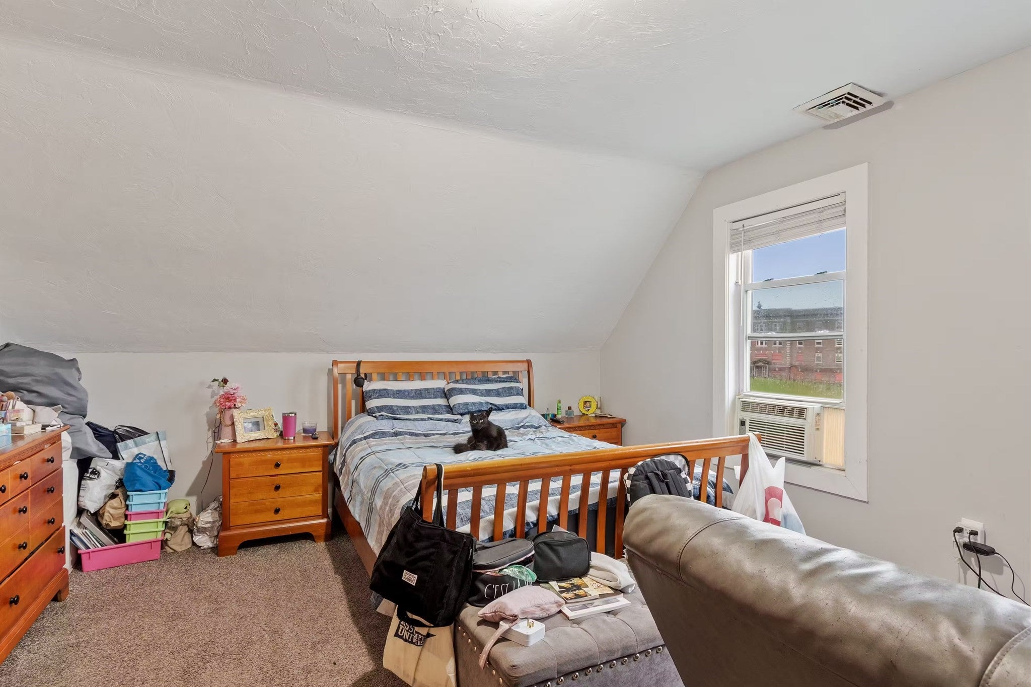 17 Winthrop St, Worcester, MA, 17 Winthrop St, Worcester, MA Photo #16