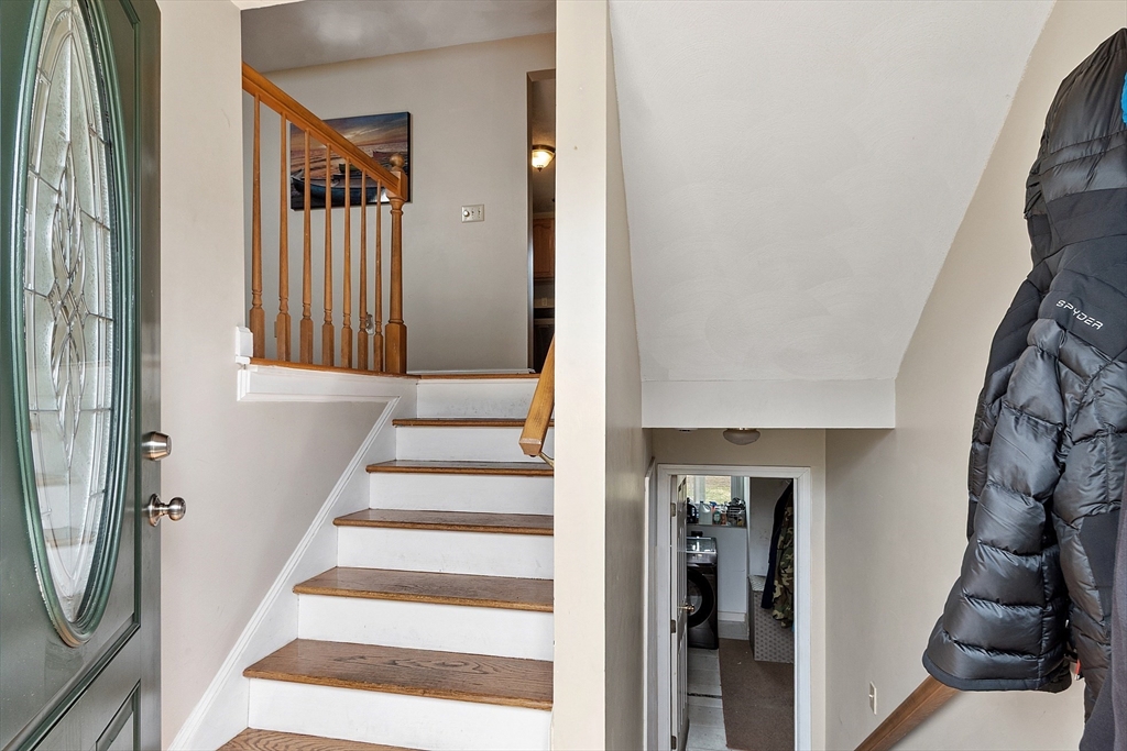 10 Merrimac Dr