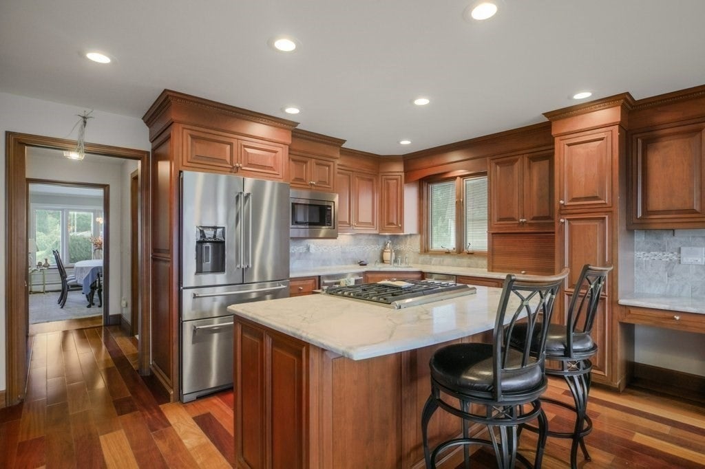 68 Seaview Ave, Swansea, MA, 68 Seaview Ave, Swansea, MA Photo #8