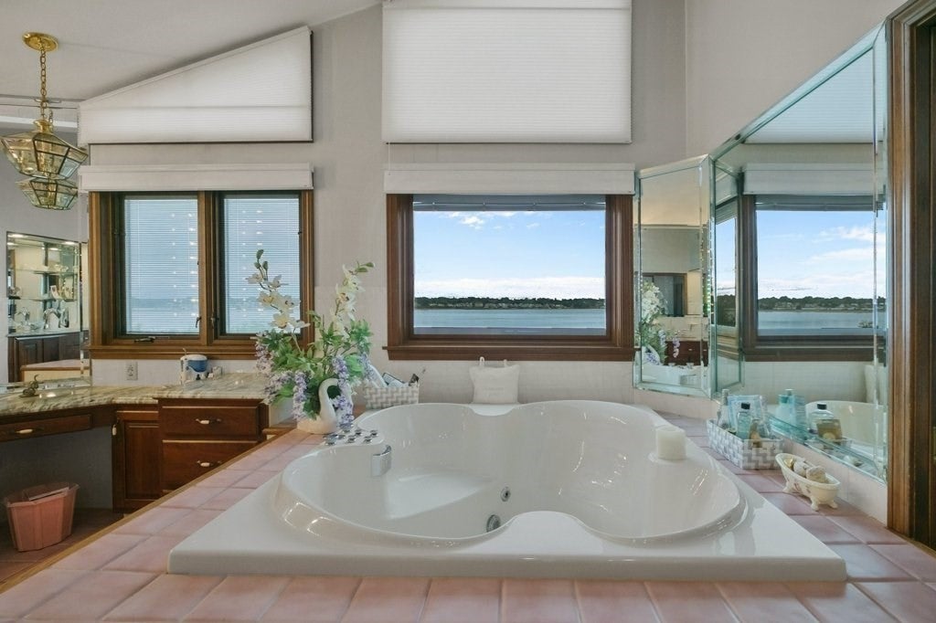 68 Seaview Ave, Swansea, MA, 68 Seaview Ave, Swansea, MA Photo #21