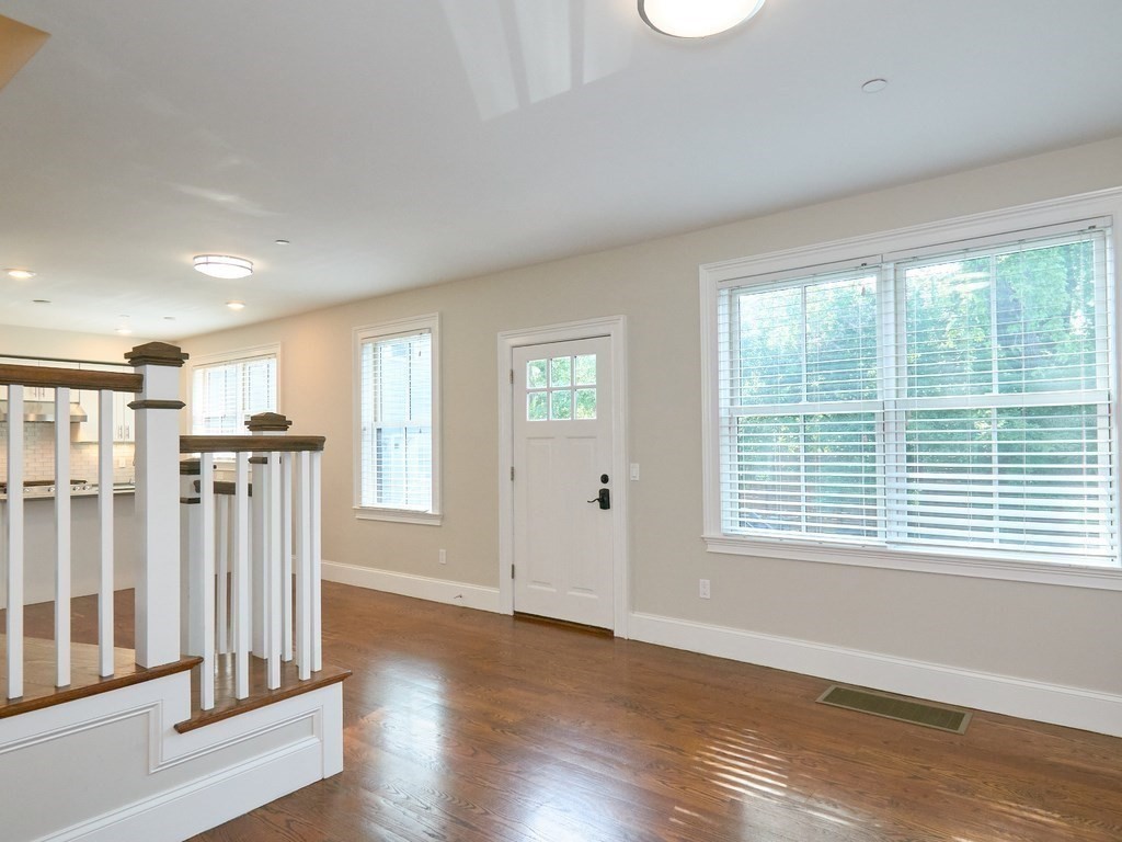 181 Putnam Ave 181