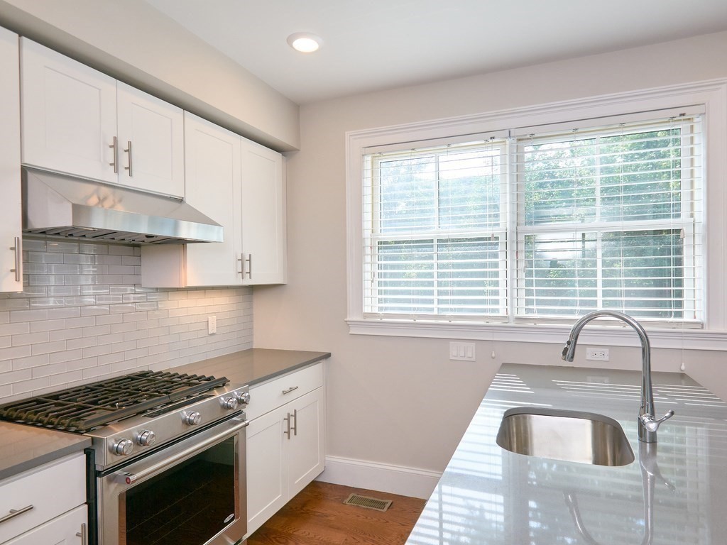 181 Putnam Ave 181
