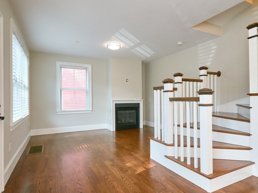 181 Putnam Ave 181