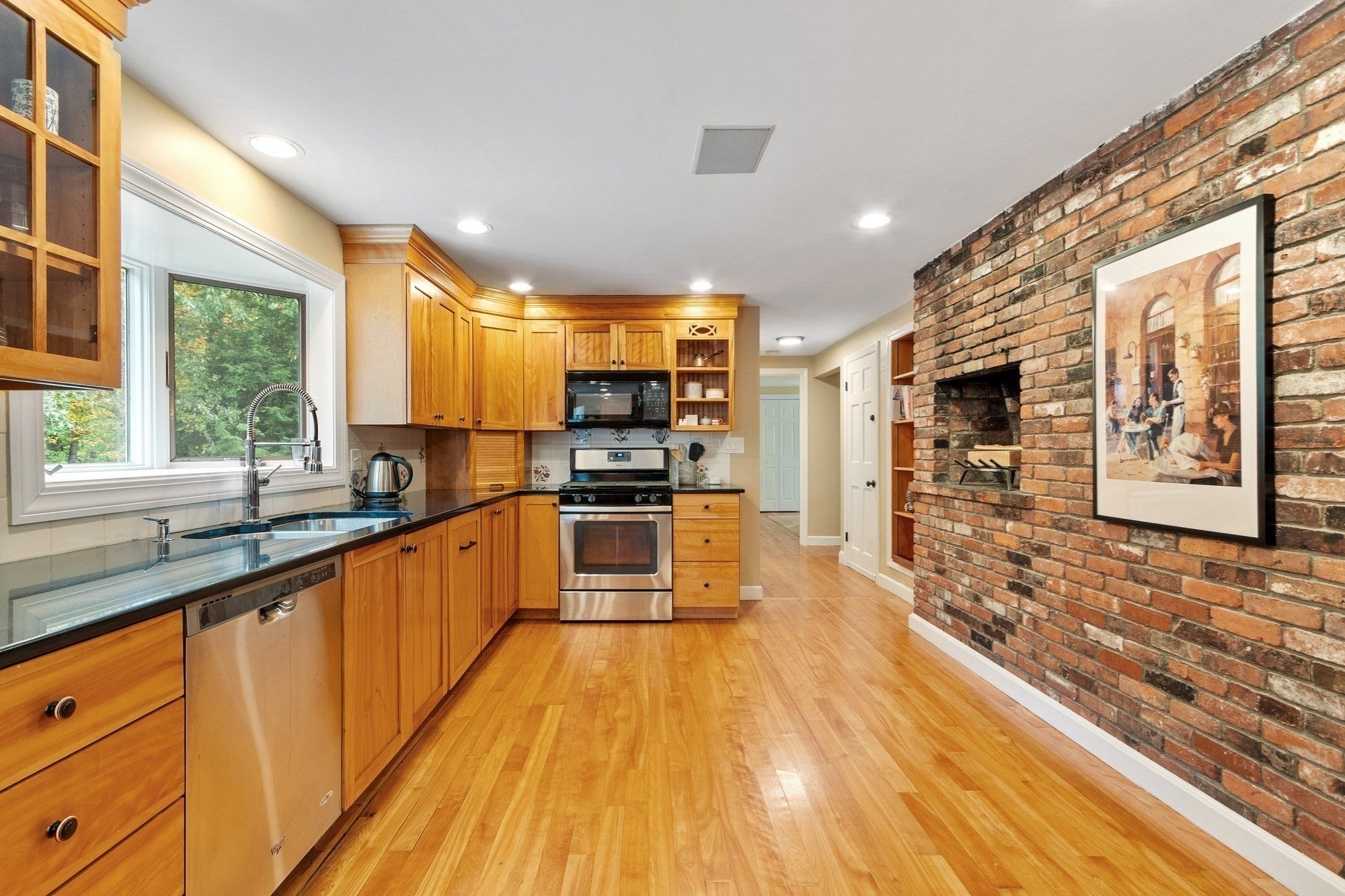 71 Bristers Hill Rd, Concord, MA, 71 Bristers Hill Rd, Concord, MA Photo #7