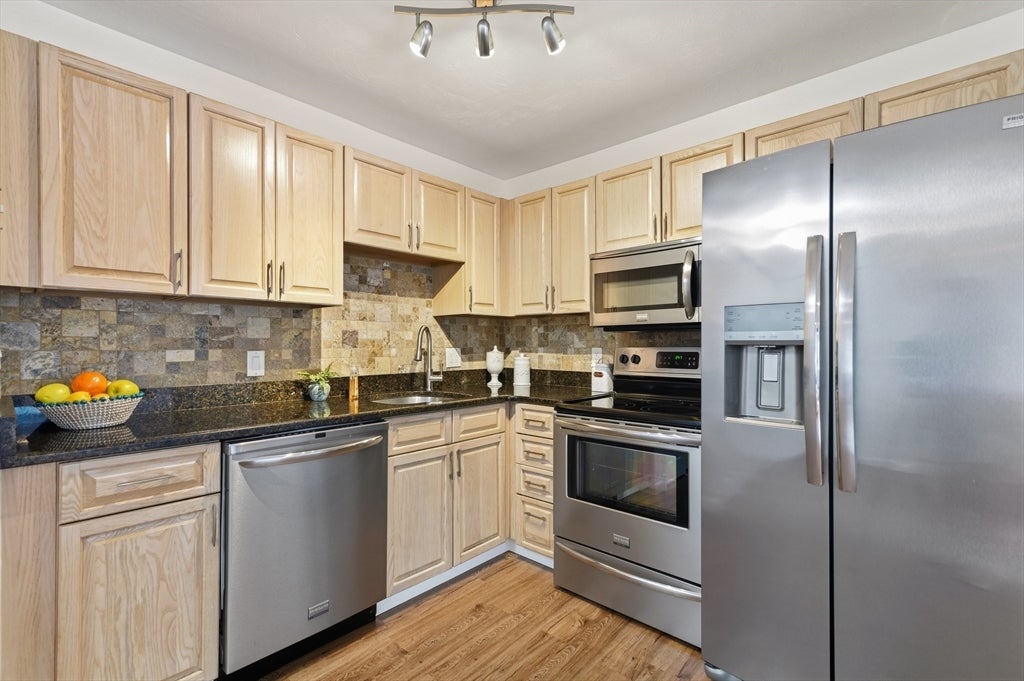 30 Chapman St #203, Weymouth, MA Photo #5