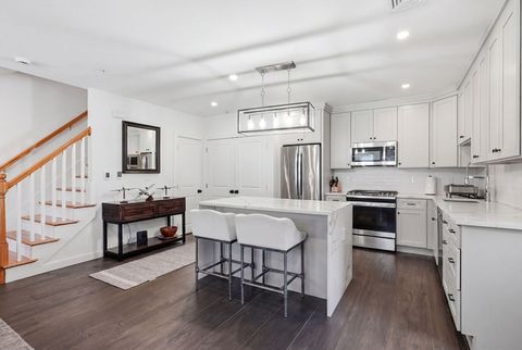 Photo of 910 Saratoga St #20, Boston, MA 02128 (MLS # 73510438)