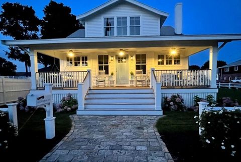 62 Central Ave Hull MA 02045