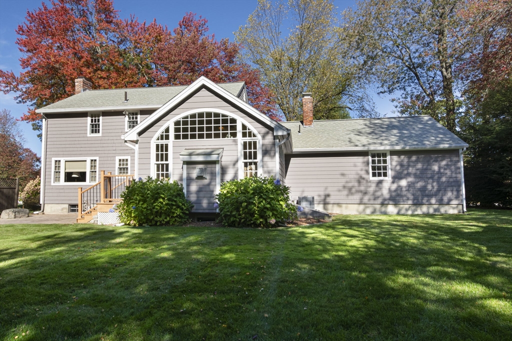 93 Winfield Rd