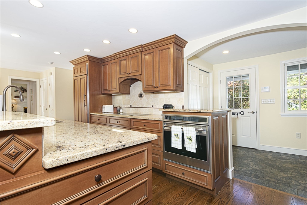 93 Winfield Rd