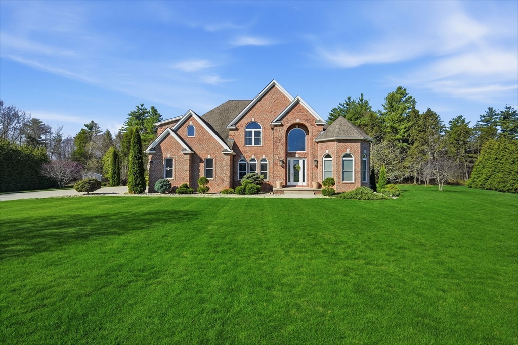 9 Nicholas Ln