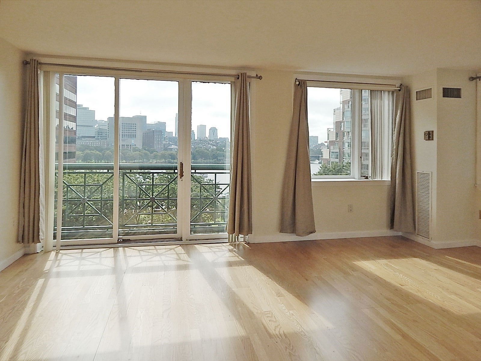 10 Rogers St 702, Cambridge MA 02142