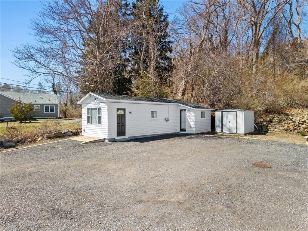 8 Herring Pond Rd