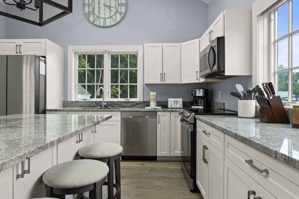 15 Squires Pond Lane