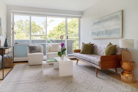 Photo of 29 Concord Ave #704, Cambridge, MA 02138 (MLS # 73486592)