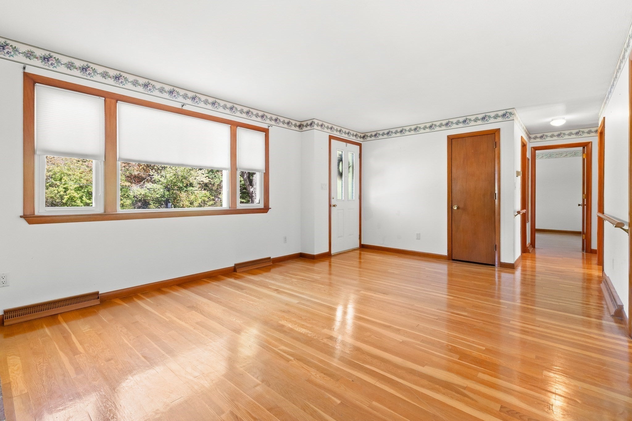 163 Center St, Groveland, MA, 163 Center St, Groveland, MA Photo #5