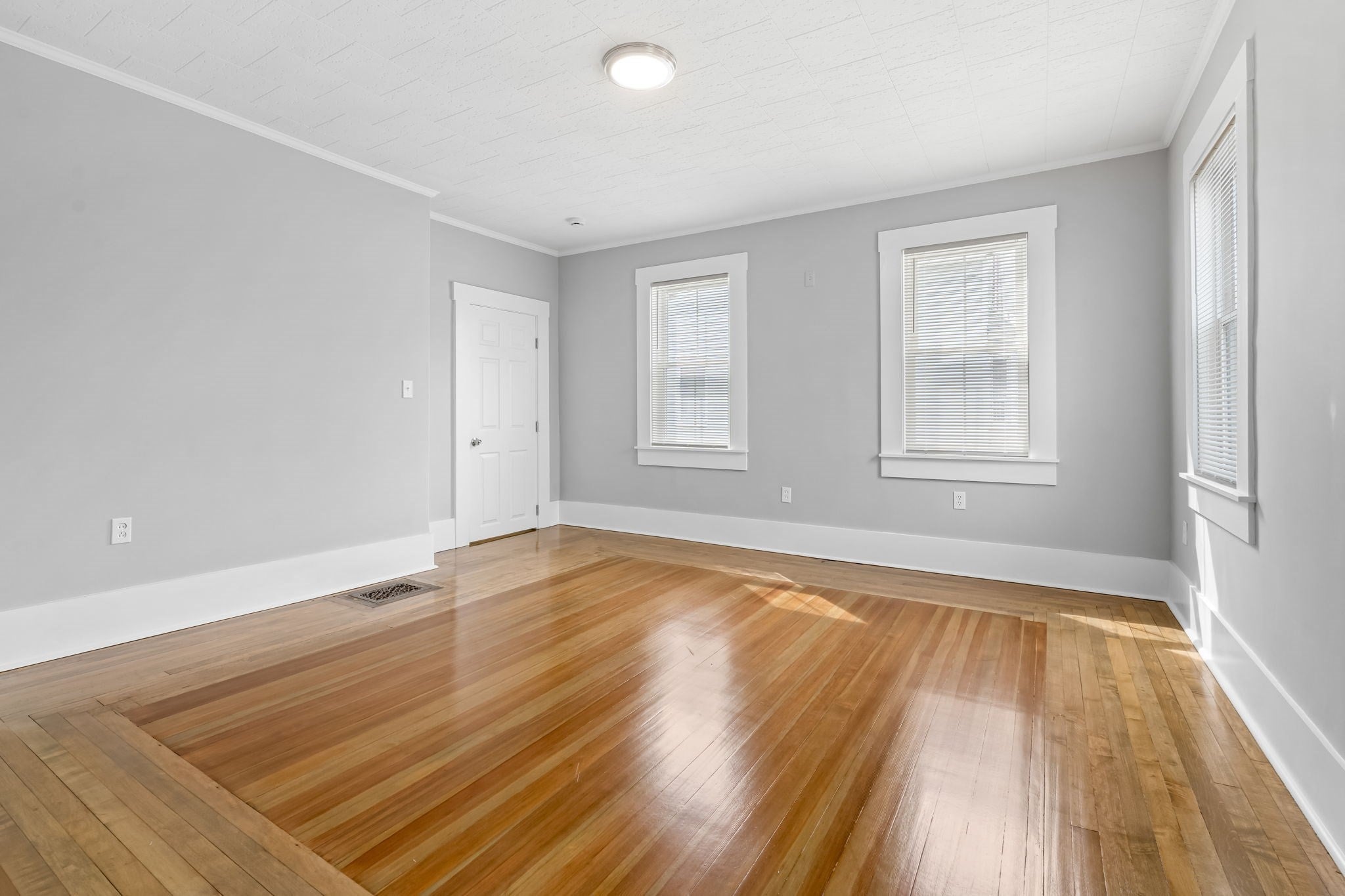 666 Main St #1, Wakefield, MA, 666 Main St #1, Wakefield, MA Photo #20