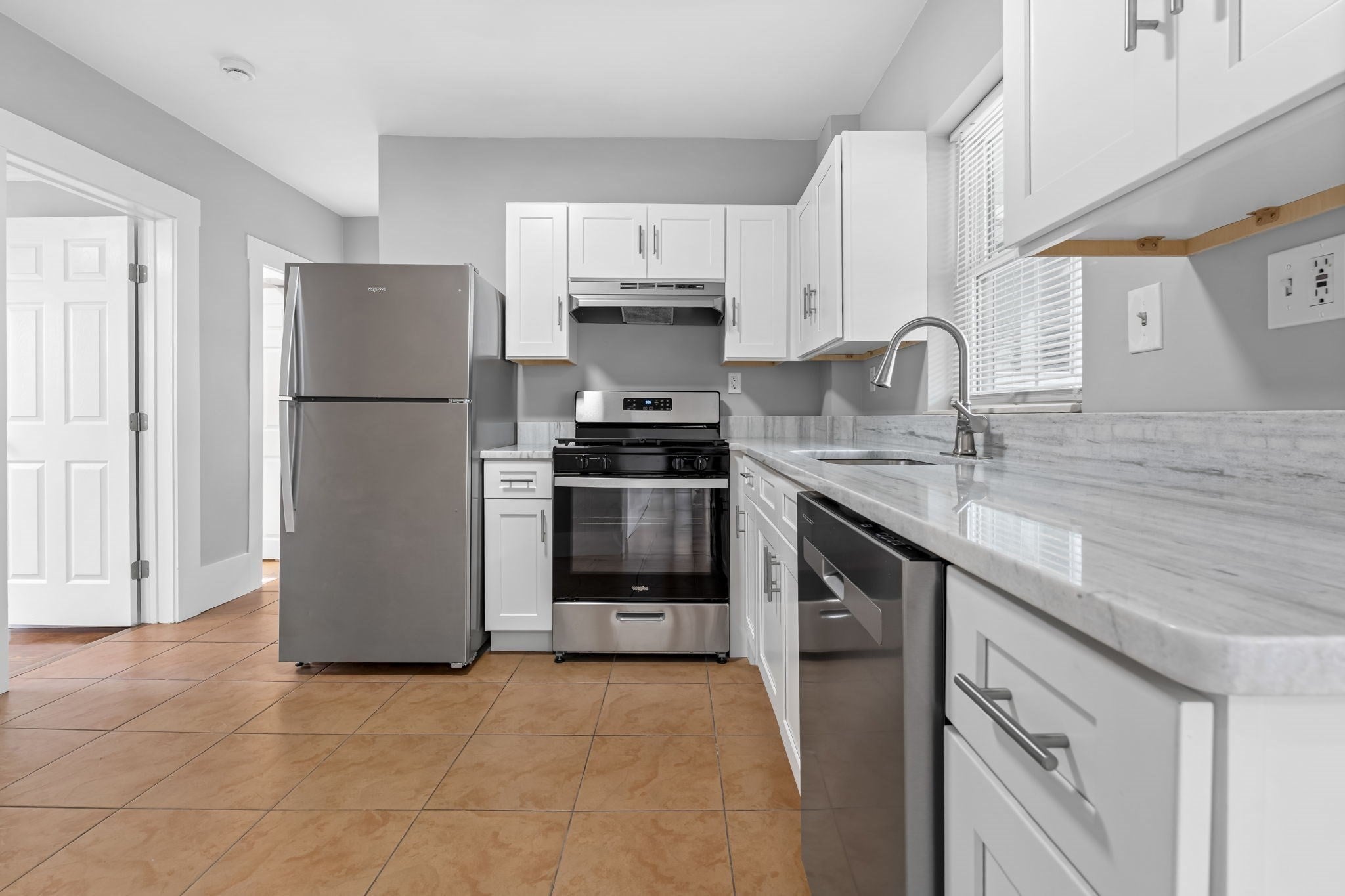 666 Main St #1, Wakefield, MA, 666 Main St #1, Wakefield, MA Photo #5