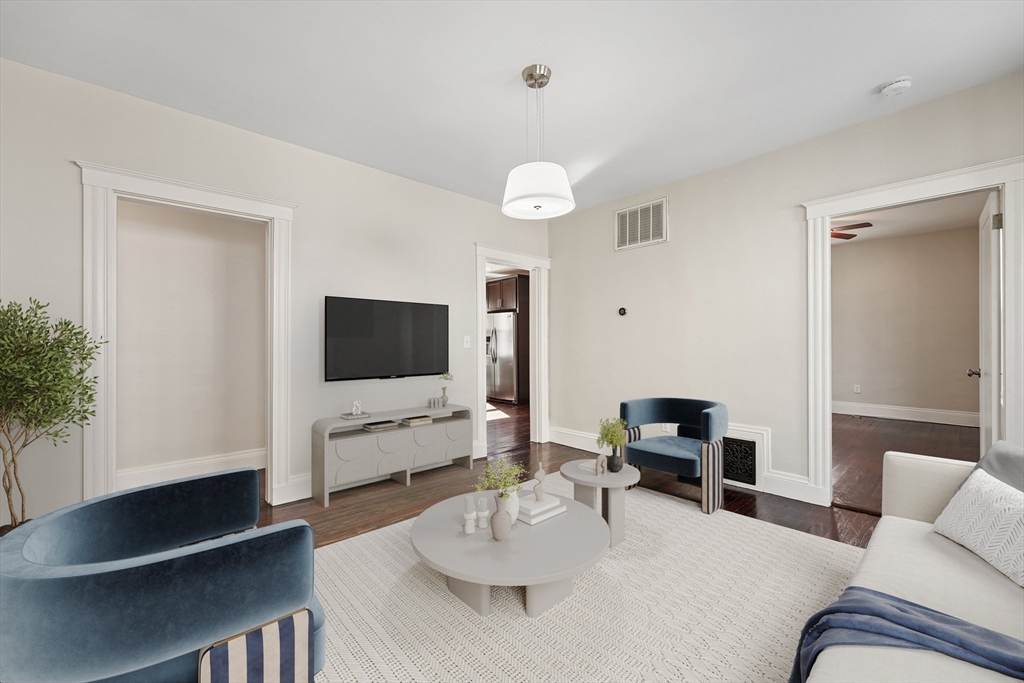 9 Hallam St. 3