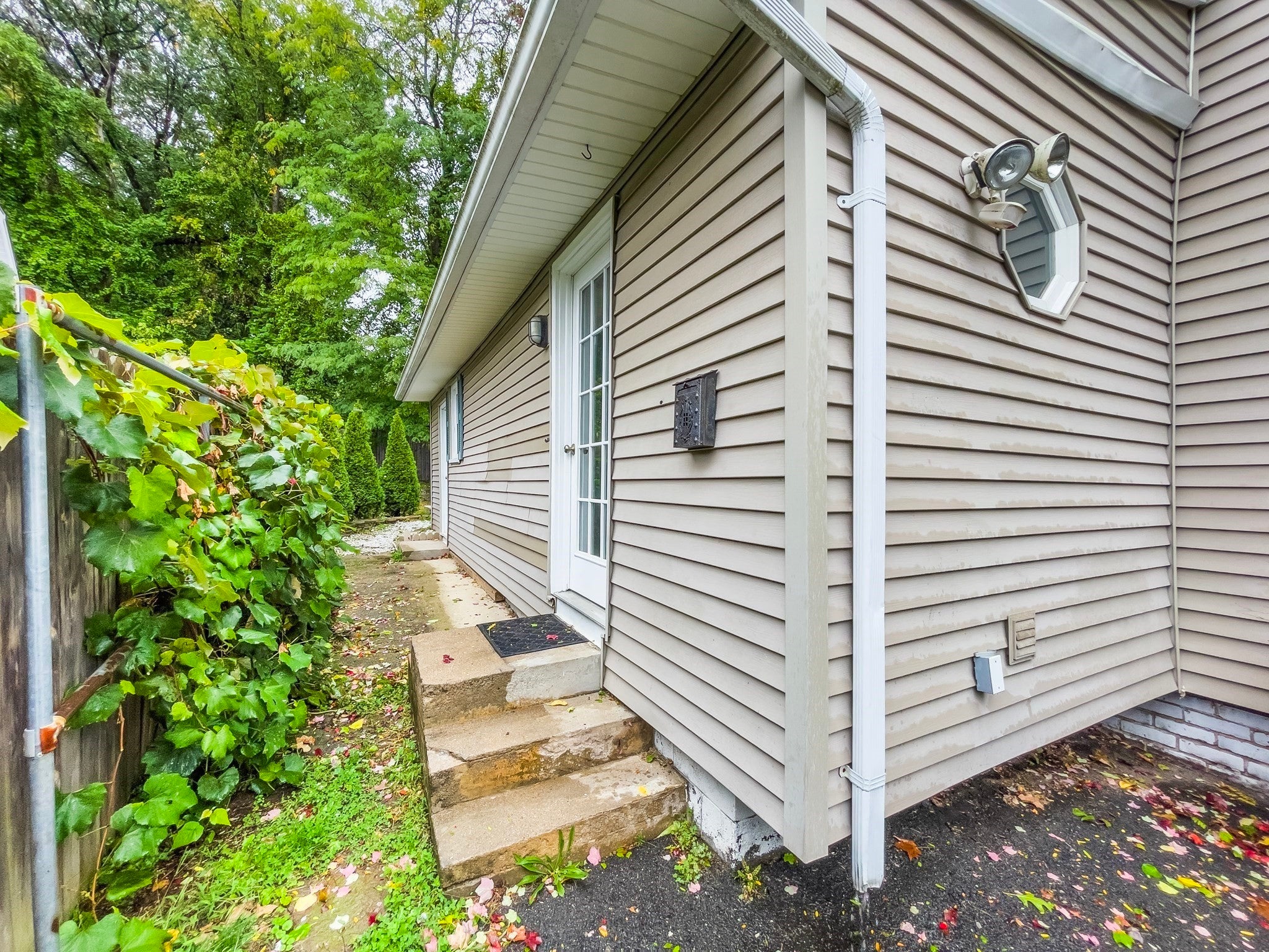 28 Wells Ave, Chicopee, MA, 28 Wells Ave, Chicopee, MA Photo #20