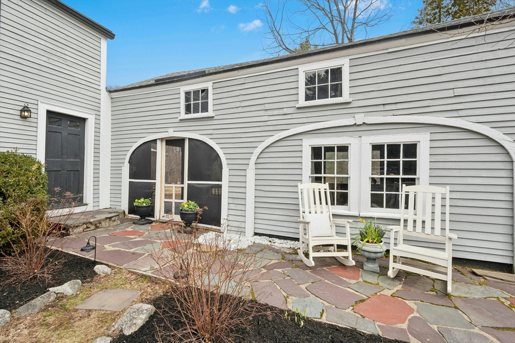 58 Hudson Rd