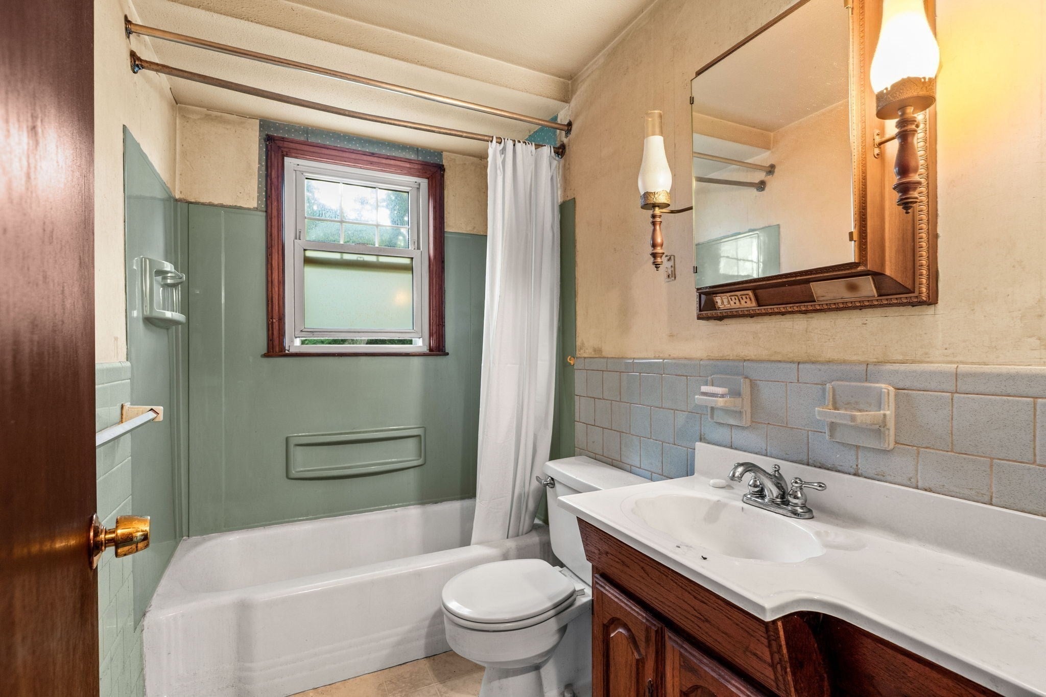 906 Boston Rd, Billerica, MA Photo #10