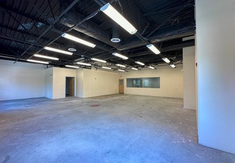 22 South St 205 Hopkinton MA 01748