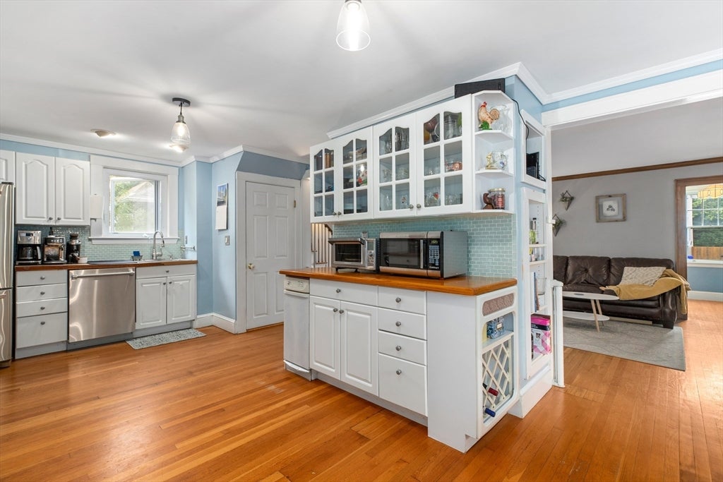 12 Baincroft Rd, Malden, MA Photo #8