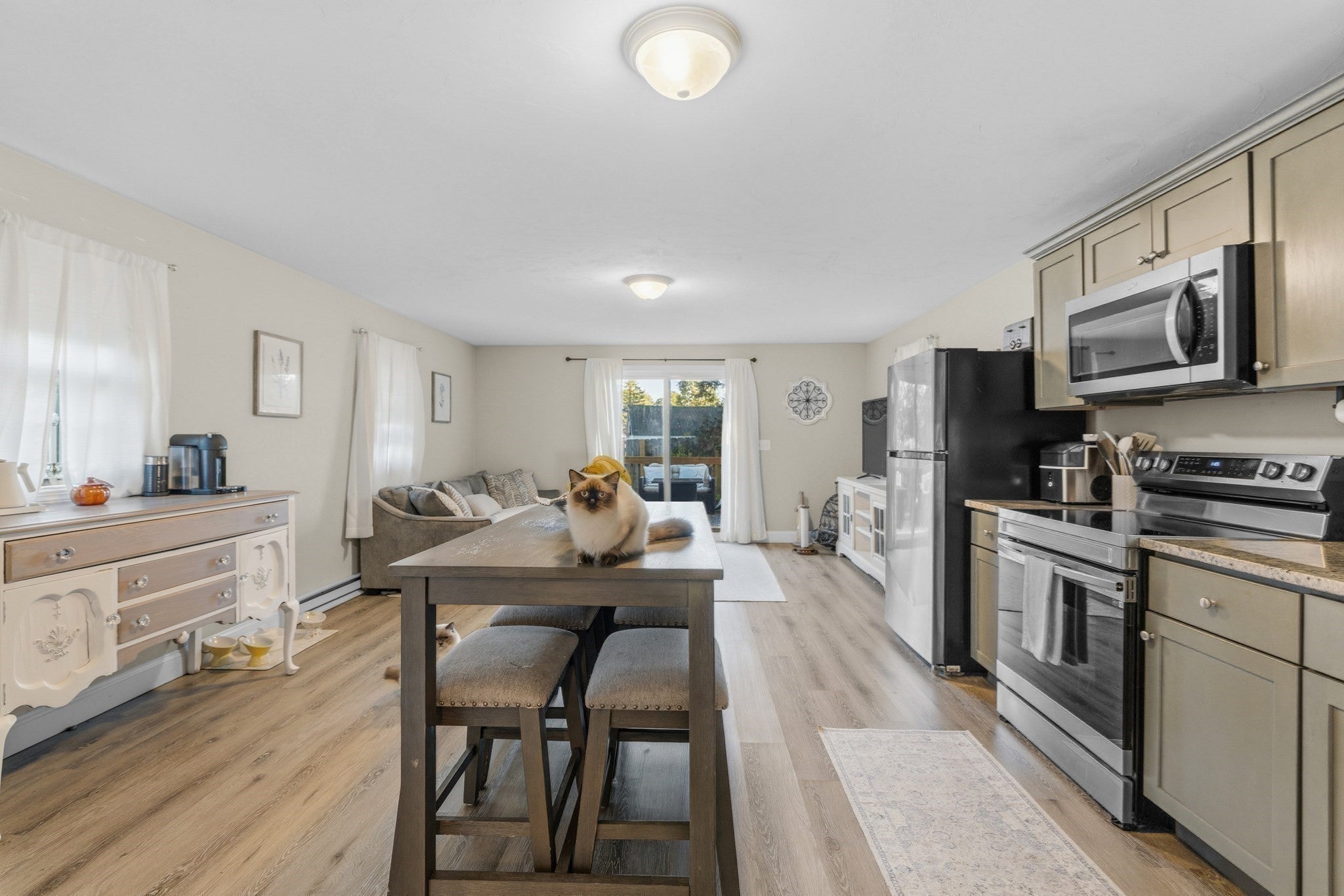 102 Jerome St, Berkley, MA, 102 Jerome St, Berkley, MA Photo #11