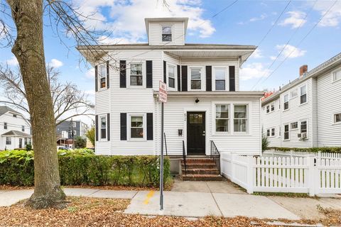 52 Warren St Arlington MA 02474