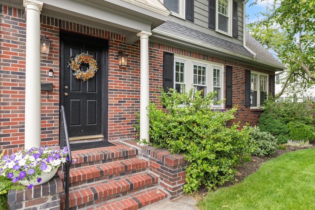 61 Howitt Rd