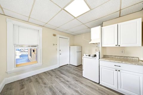 48 Waverly St 5 Melrose MA 02176