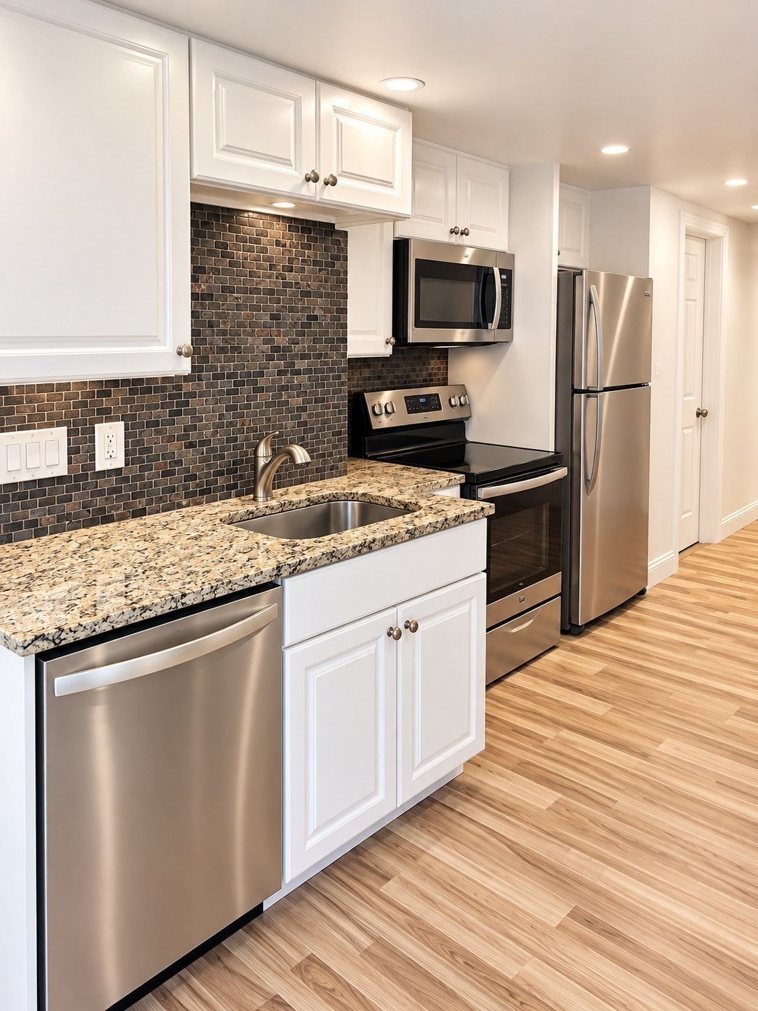 17 Vestry St #1, Beverly, MA, 17 Vestry St #1, Beverly, MA Photo #2