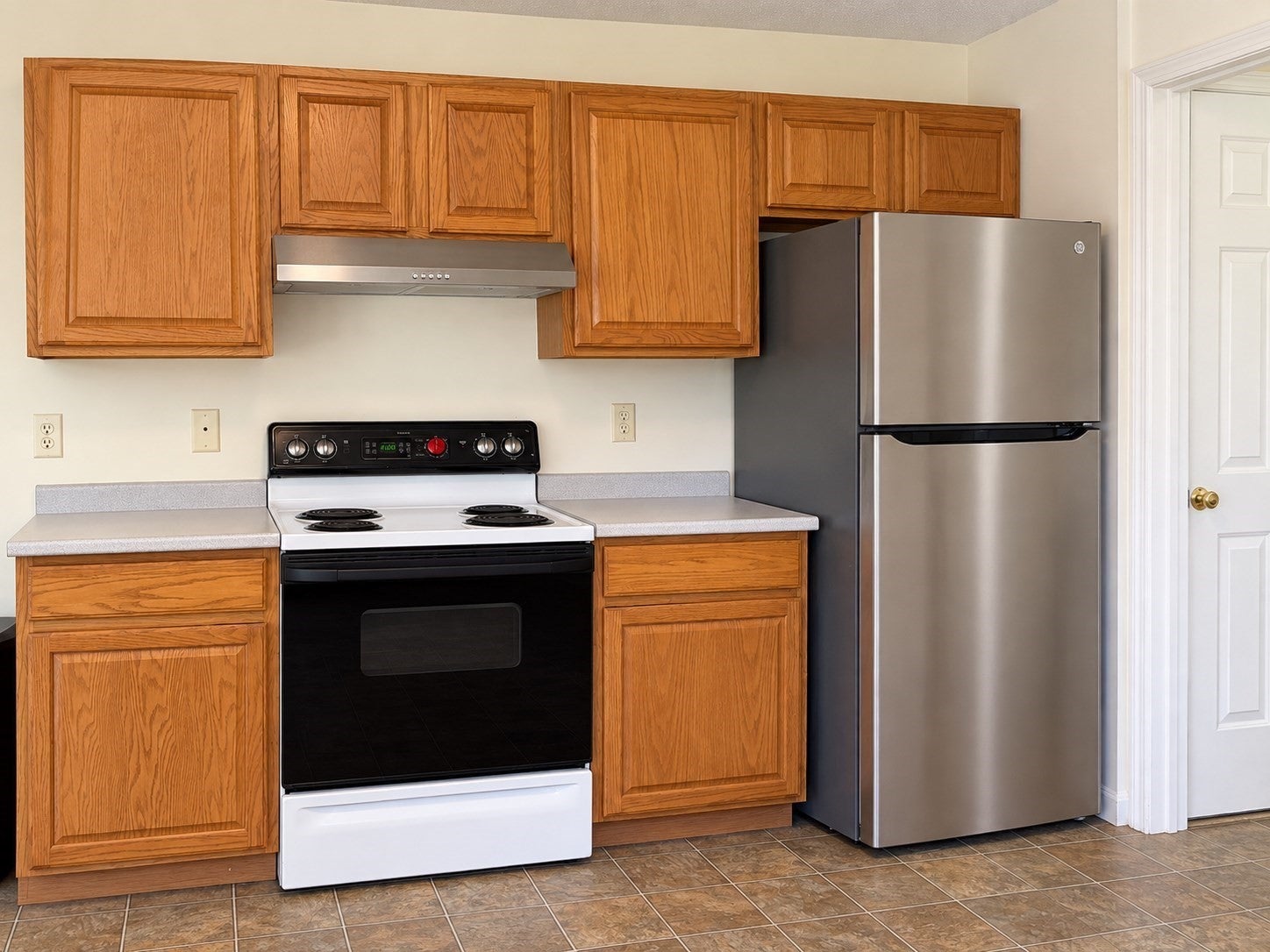 9 Sarah Ln, Belchertown, MA Photo #11