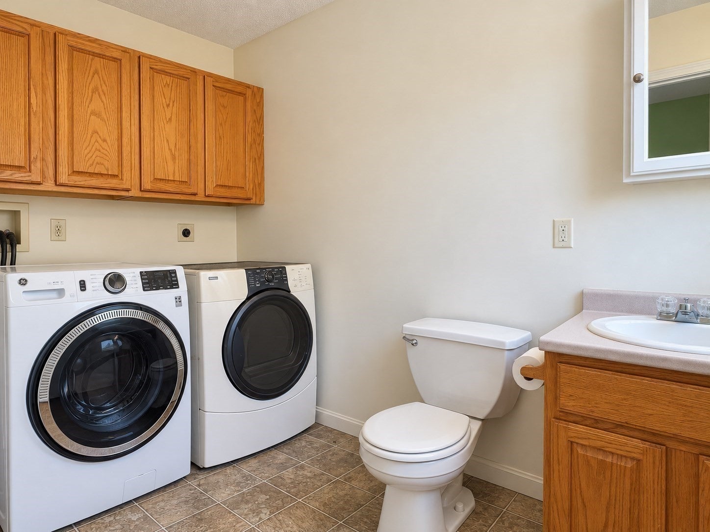 9 Sarah Ln, Belchertown, MA Photo #14