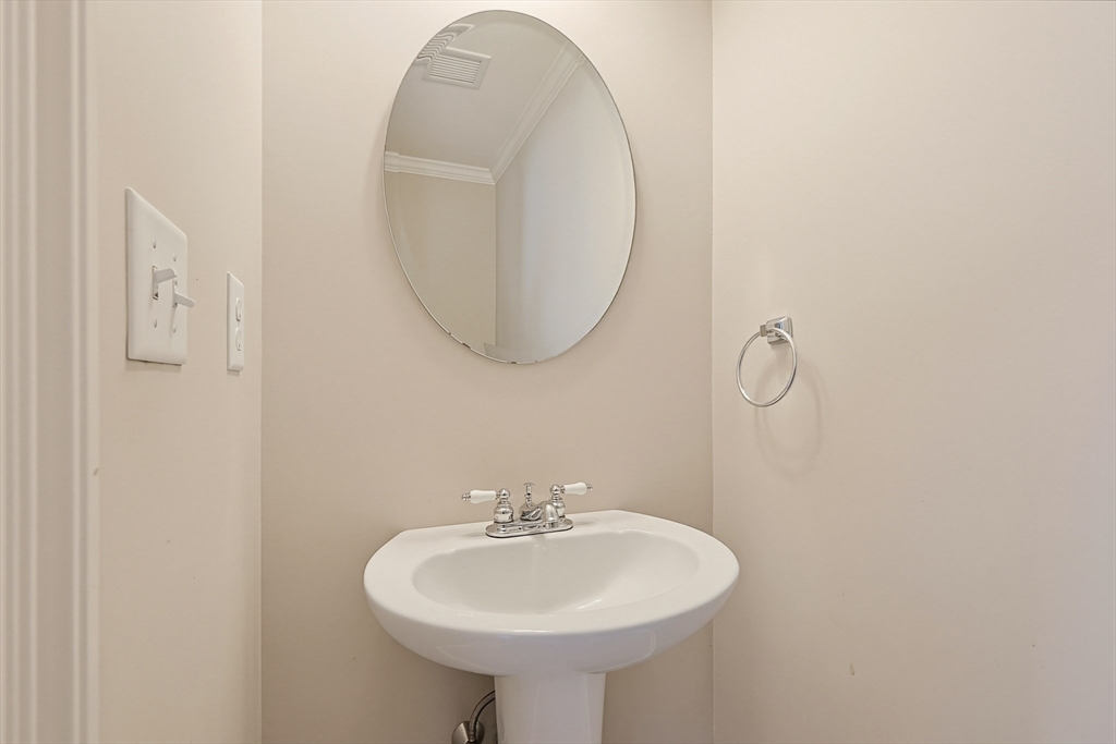 1362 Great Plain Ave #1, Needham, MA Photo #35