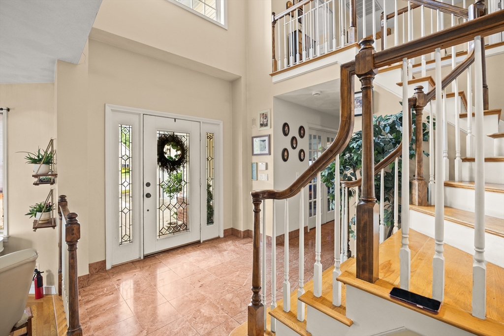 105 Lounsbury Dr