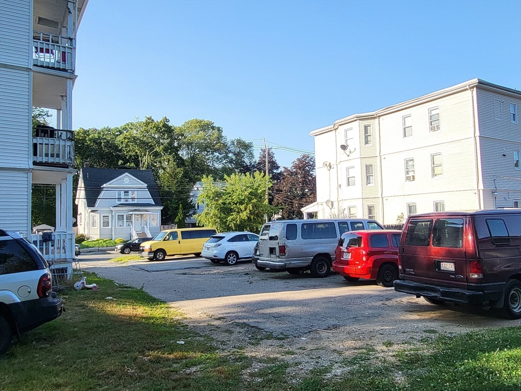 228 Forest Ave