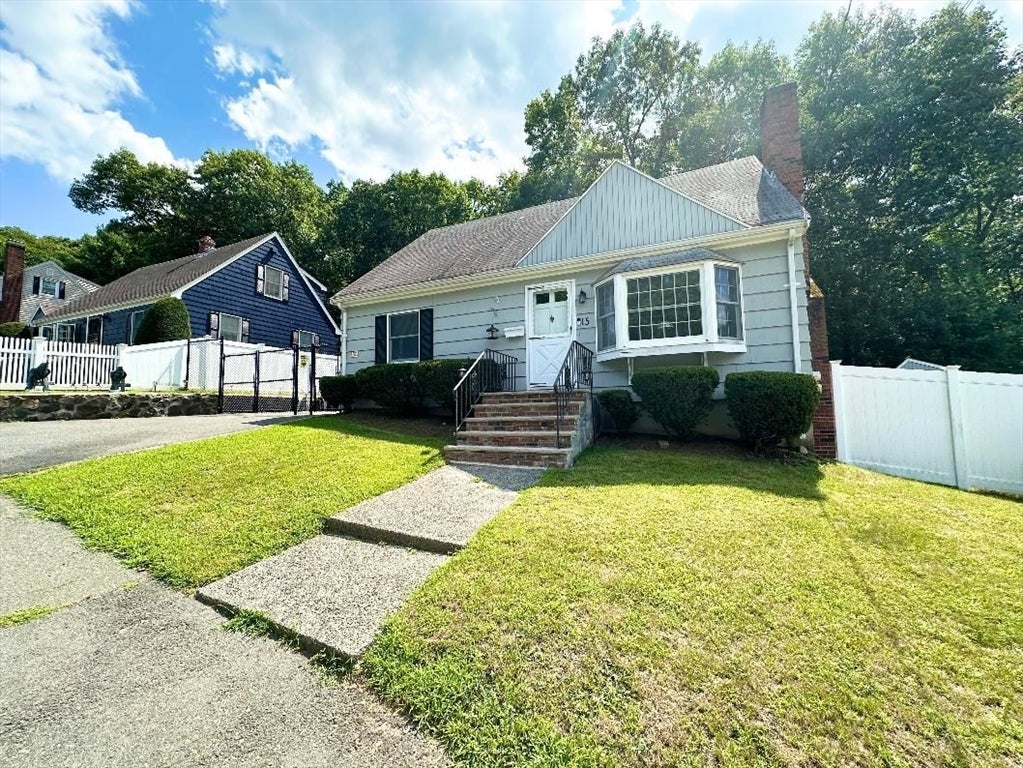 15 Cannon Rock Road