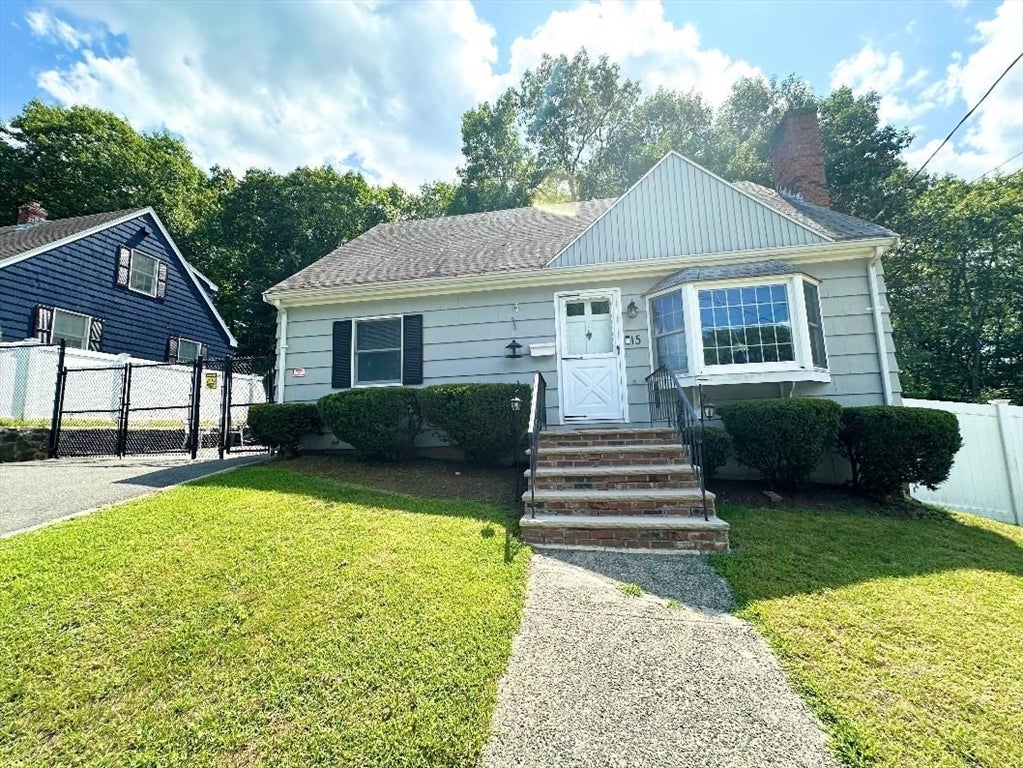 15 Cannon Rock Road, Lynn, MA, 15 Cannon Rock Road, Lynn, MA Photo #1