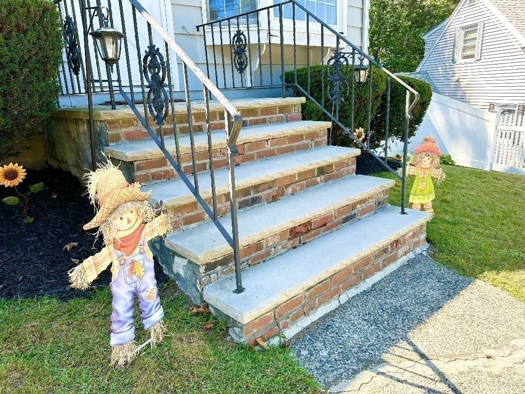 15 Cannon Rock Road, Lynn, MA Photo #2