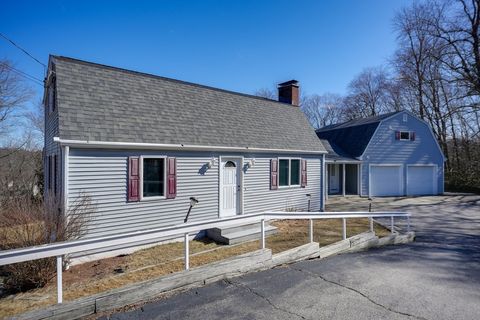 8 Crestview Dr Westborough MA 01581