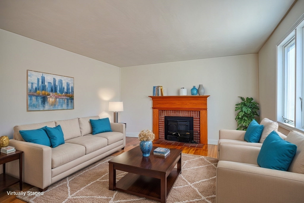 8 Crestview Dr
